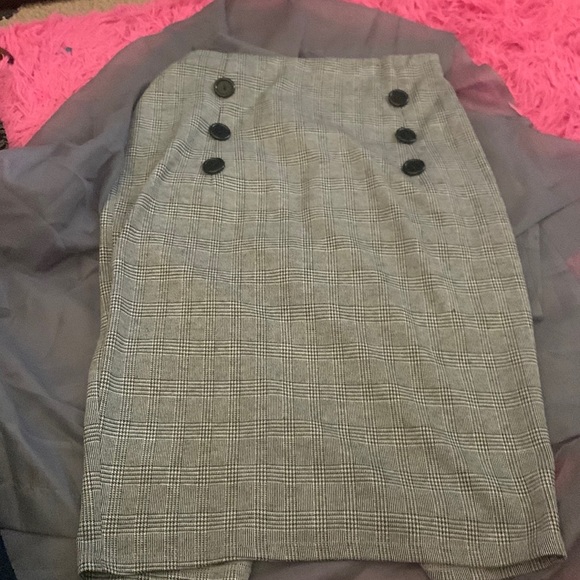 Brandy Blu - Picture 1 of 2